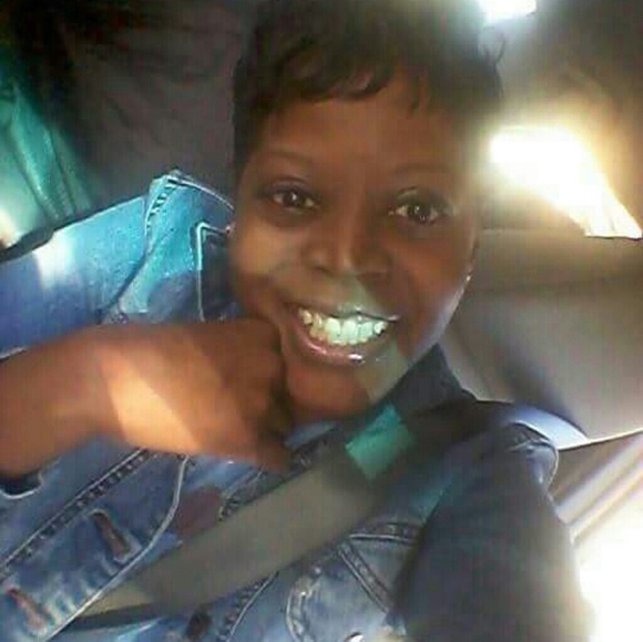 Meet your Posh Ambassador, Sandra - Picture 4 of 7